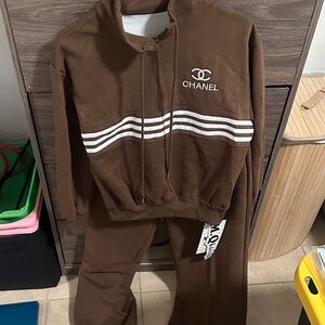 Brown Tracksuit with White Accents set size M